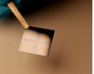 二维材料可用于模拟计算机中的大脑突触